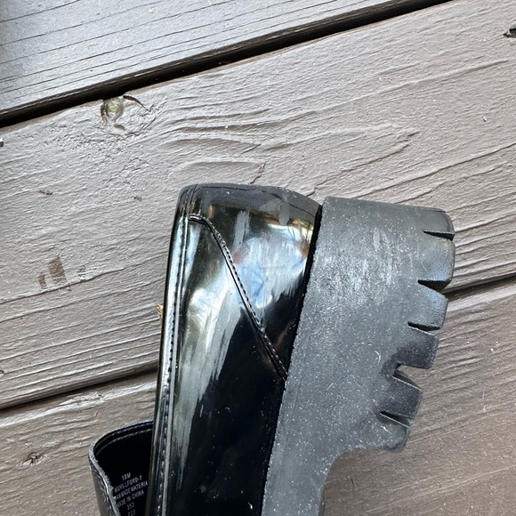 Guess Hillford Lug Sole Loafers Chunky Platform Women’s US 10M Gold Chain - Picture 6 of 11